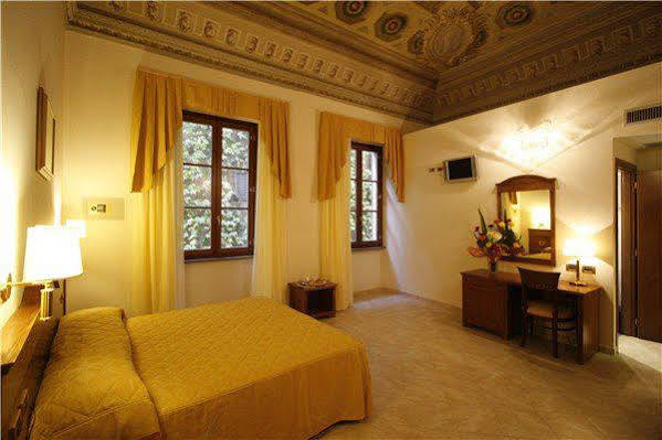 Hotel Il Duca فلورنس الغرفة الصورة