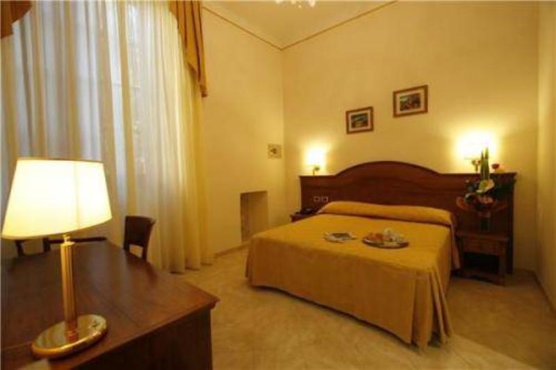 Hotel Il Duca فلورنس الغرفة الصورة
